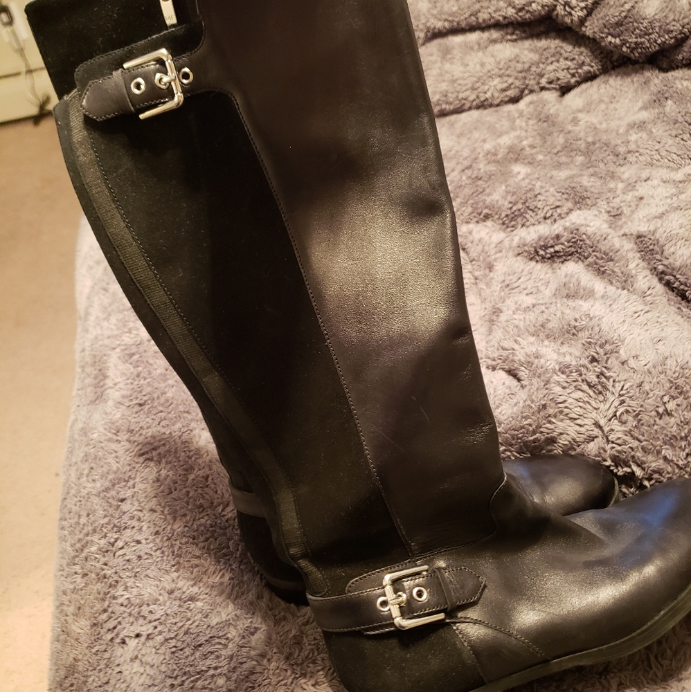Riding boots never worn